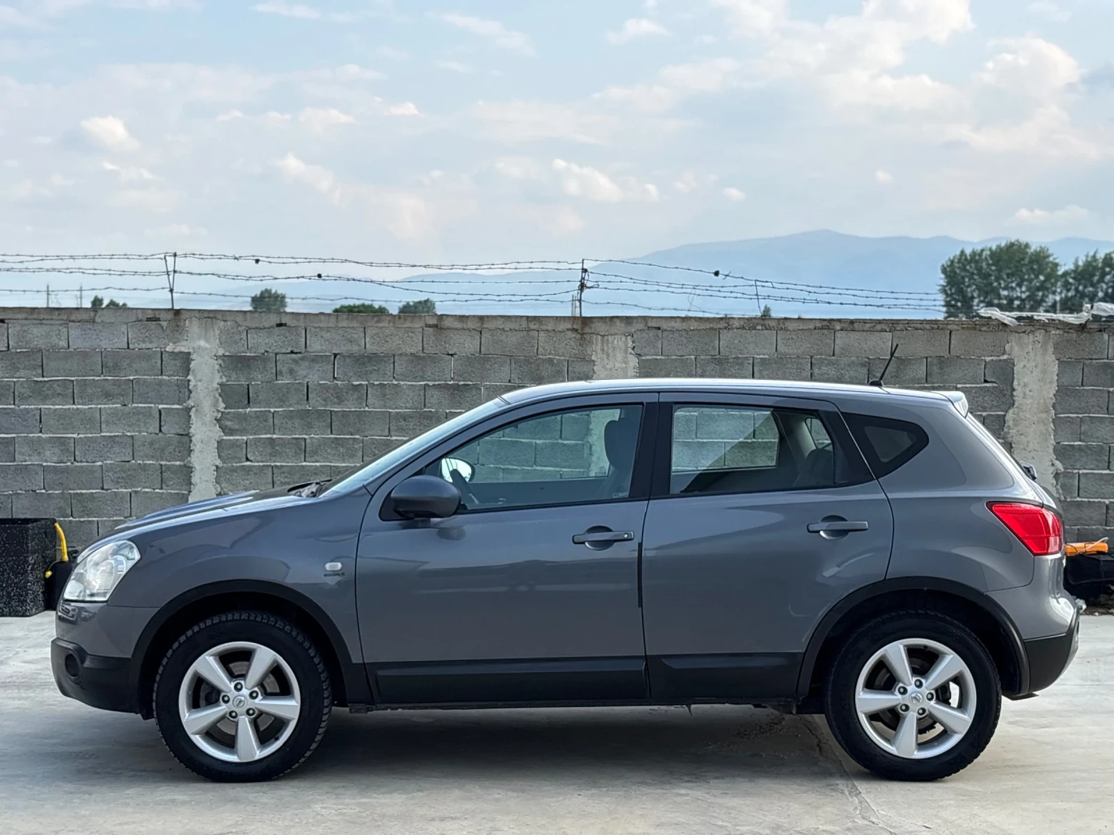 Nissan Qashqai 2.0 DCi 4x4 150 кс EURO5B, снимка 7 - Автомобили и джипове - 54797084