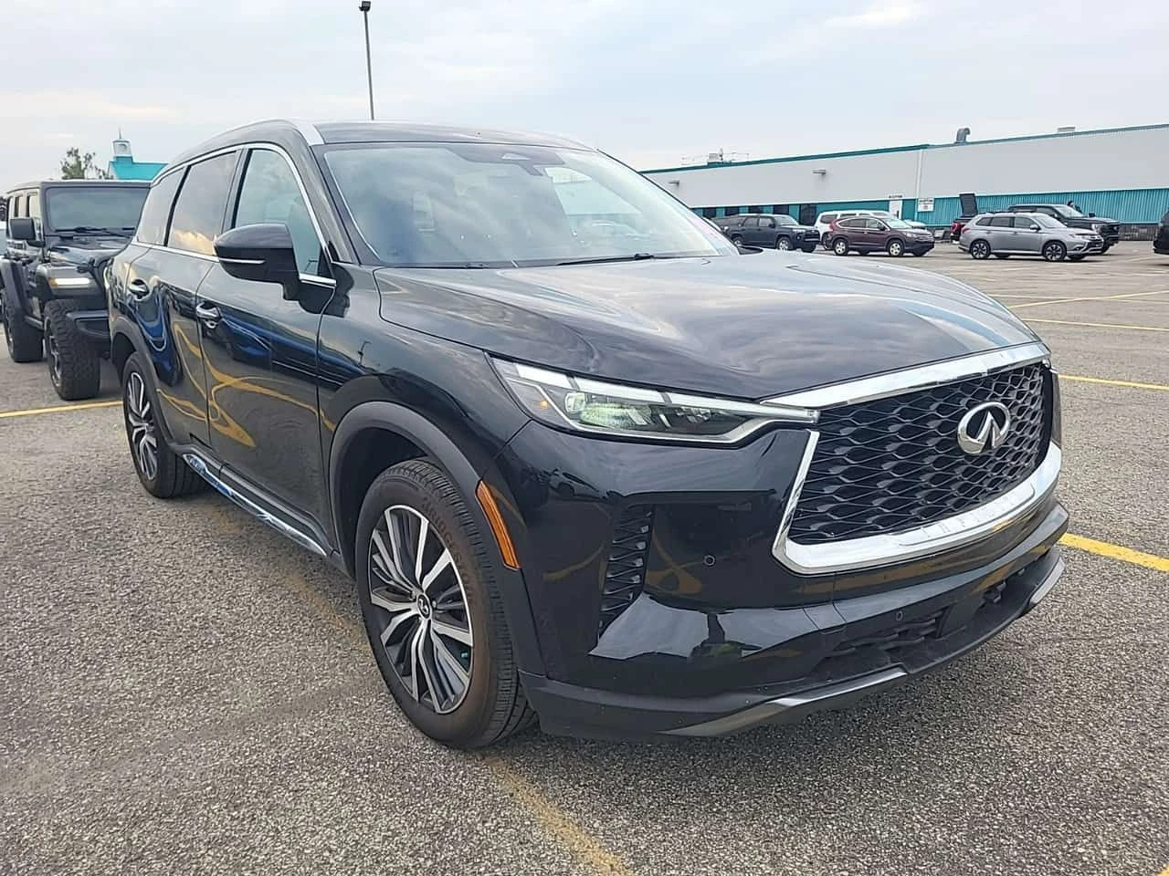 Infiniti QX60 SENSORY| PANO| ОБДУХВАНЕ| ПАМЕТ| 2 КЛЮЧА| , снимка 2 - Автомобили и джипове - 55313081