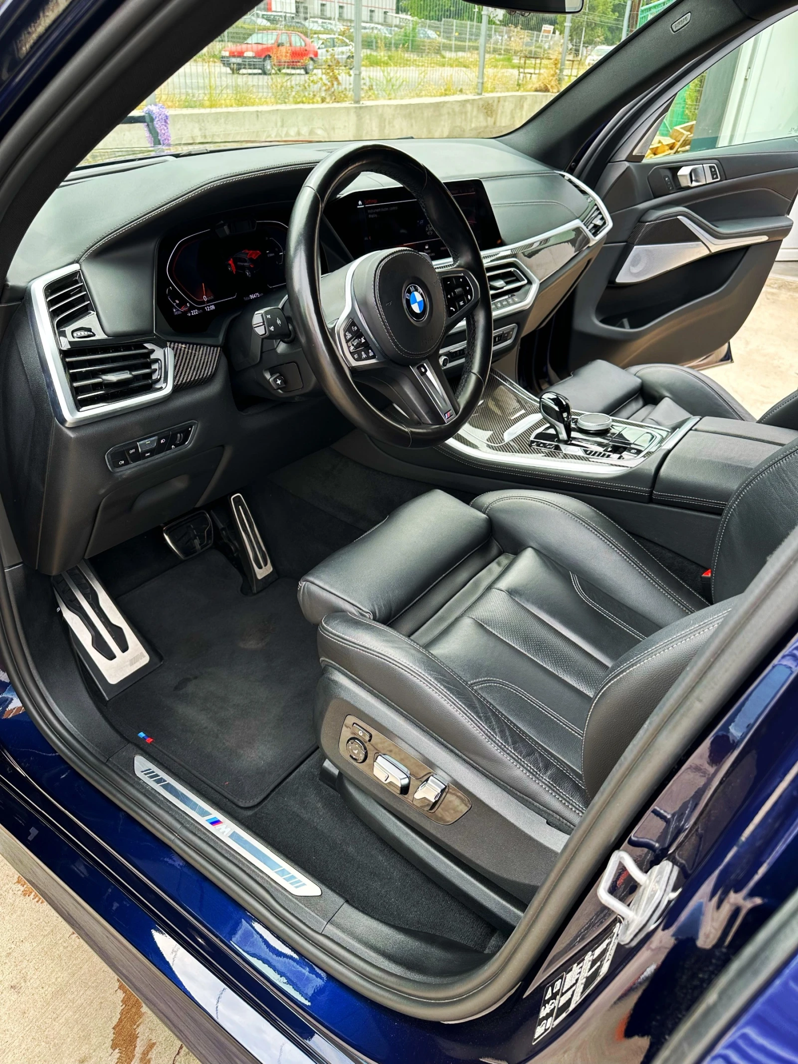 BMW X5 40d M-sport, Bowers&Wilkins, Soft-close, Integral, снимка 8 - Автомобили и джипове - 55384641