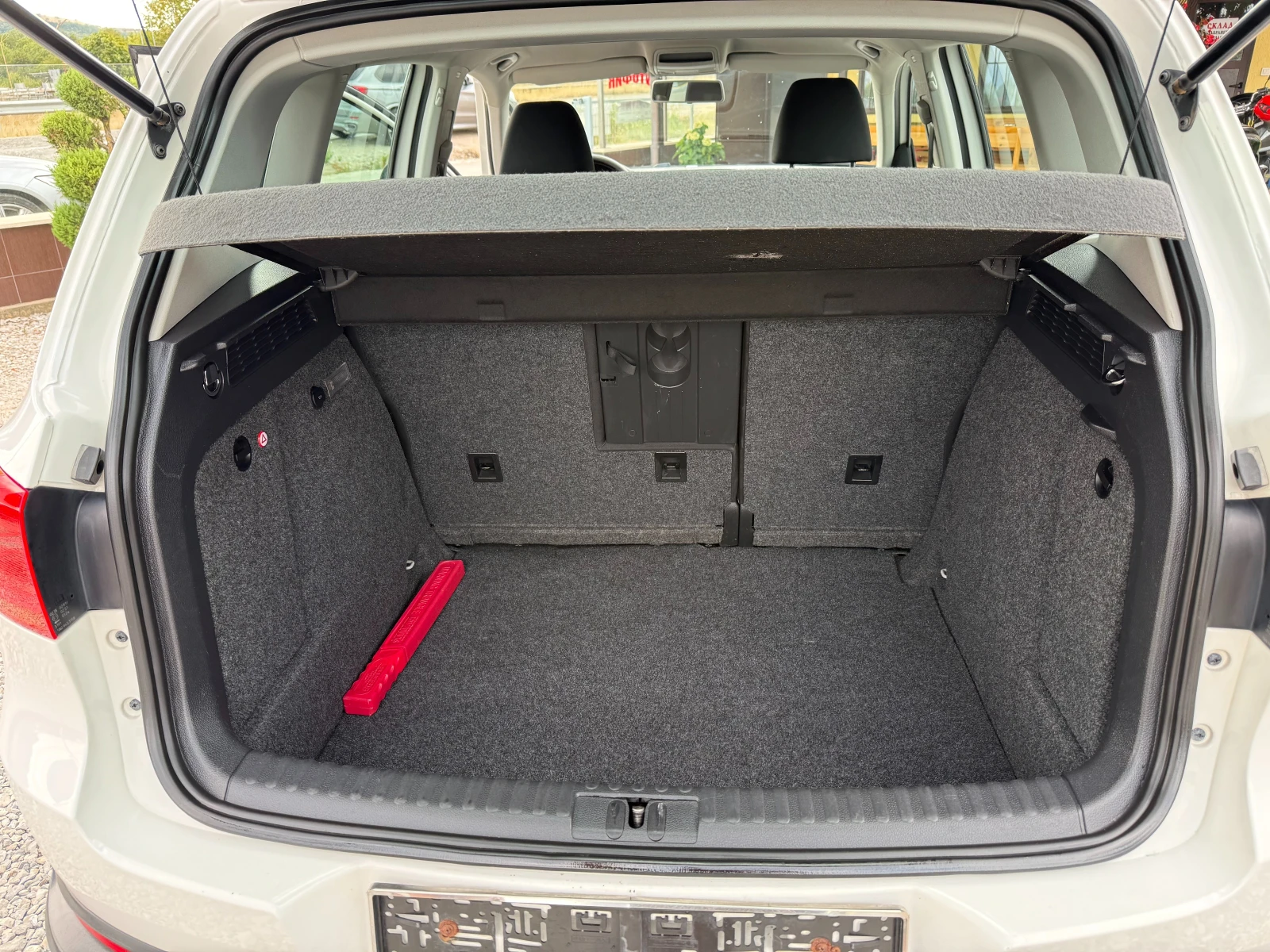 VW Tiguan 2.0 TDI НОВ ВНОС !! FACE LIFT !! ЕВРО 5 !! , снимка 15 - Автомобили и джипове - 55776512