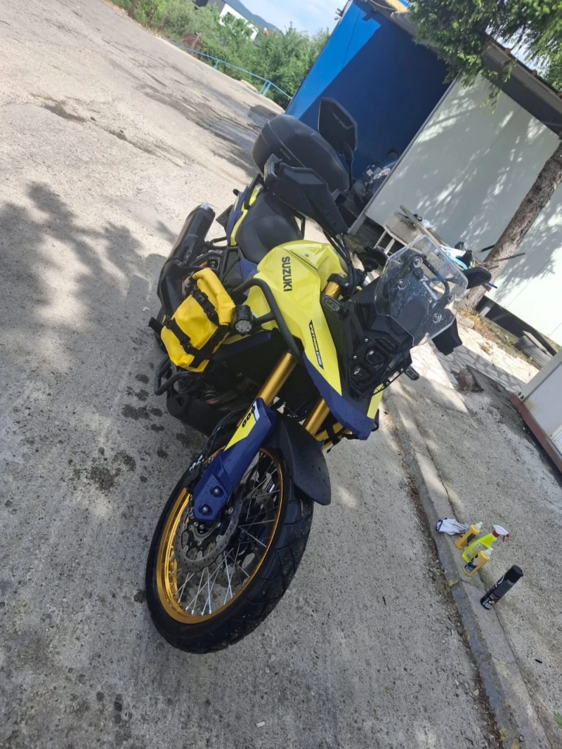 Suzuki V-strom 800DE