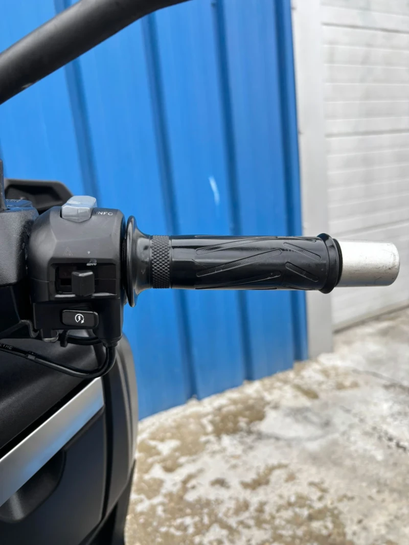 Yamaha X-max 250i, снимка 9 - Мотоциклети и мототехника - 52433819