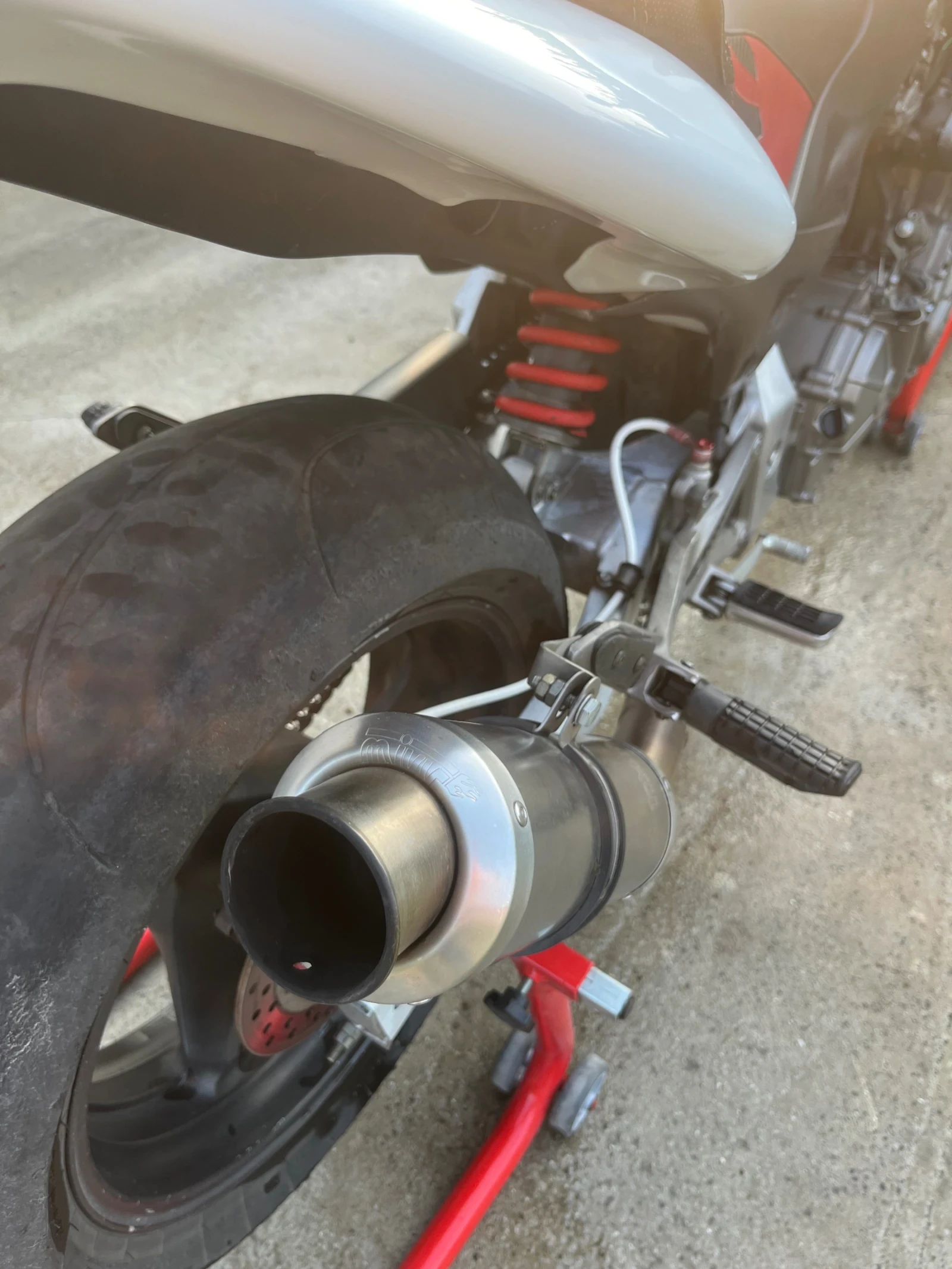 Honda Hornet 600 - изображение 9