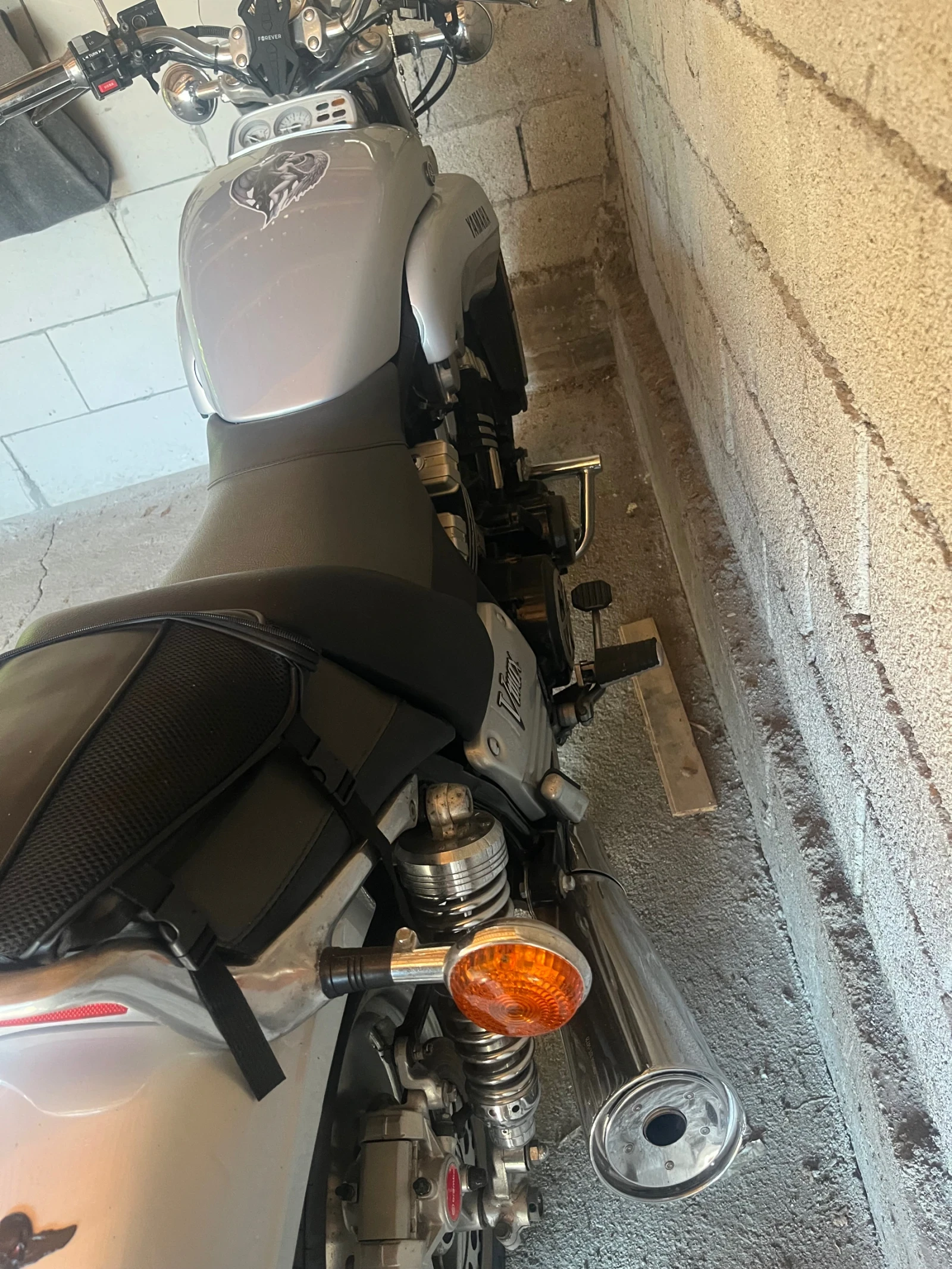Yamaha V-Max, снимка 12 - Мотоциклети и мототехника - 55546791