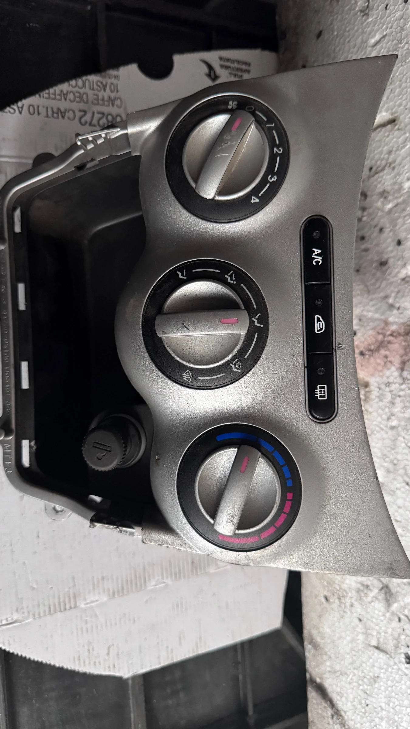   /  /   Hyundai I10 - 97250-0X0304X | Mobile.bg   1