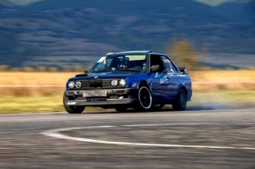 BMW 325 M50B25 Turbo Drift 1