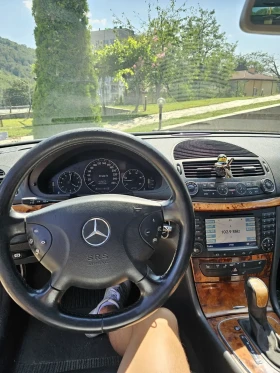 Mercedes-Benz E 320 AMG пакет, снимка 10