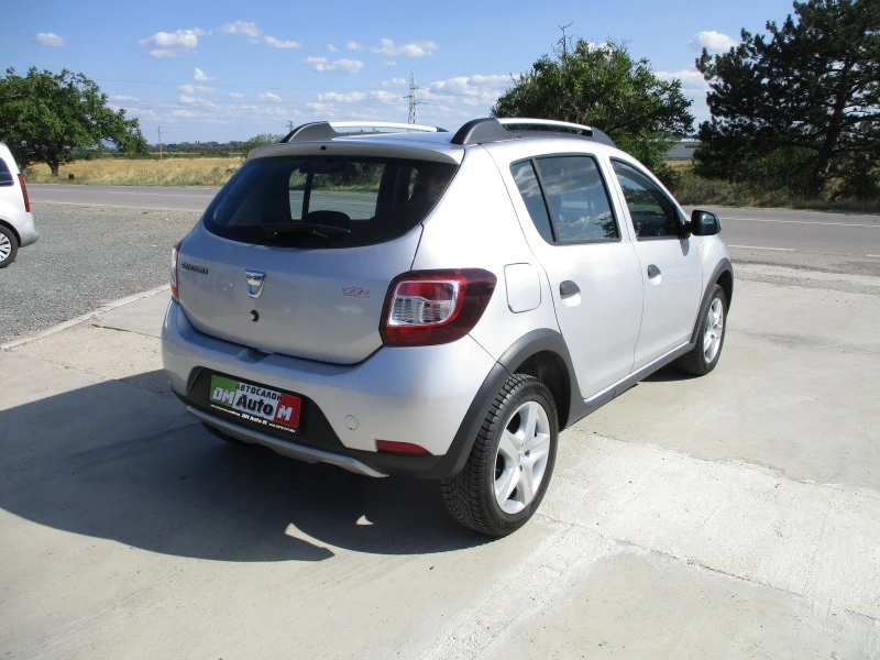 Dacia Sandero 1.5/ДИЗЕЛ КАТО НОВА STEPWAY, снимка 4 - Автомобили и джипове - 46716103