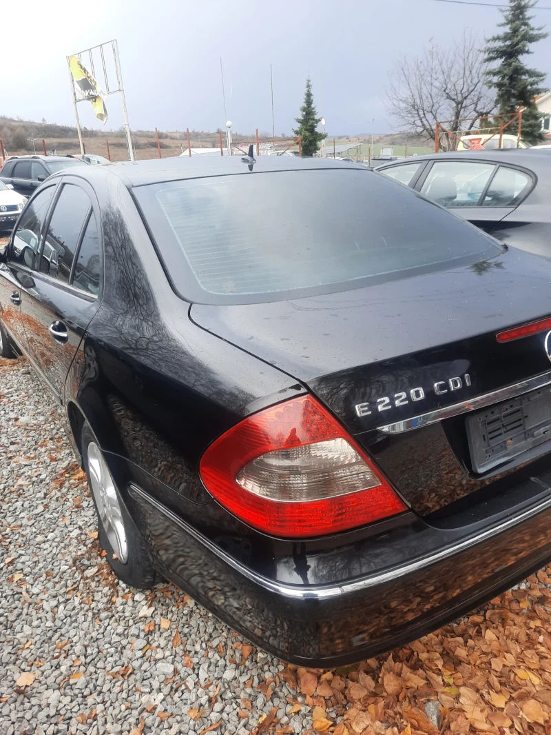 Mercedes-Benz E 220 2009, снимка 3 - Автомобили и джипове - 48070159