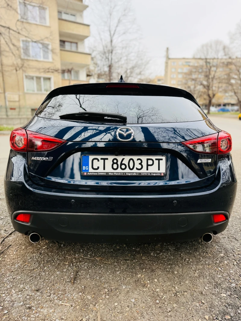 Mazda 3 2.2 Bi-Turbo Skyactiv Automatic, снимка 4 - Автомобили и джипове - 49115032