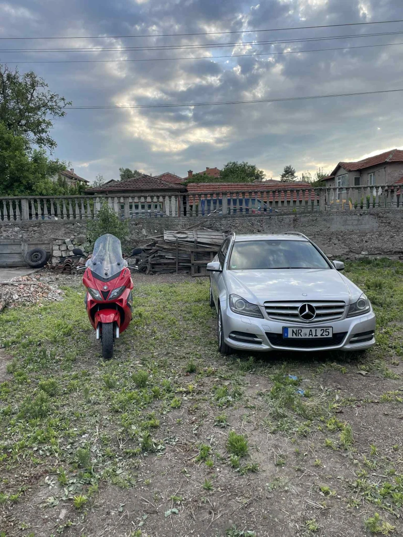 Mercedes-Benz C 220, снимка 9 - Автомобили и джипове - 50818016