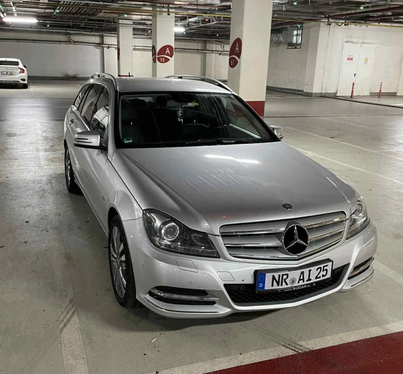 Mercedes-Benz C 220, снимка 3 - Автомобили и джипове - 50818016
