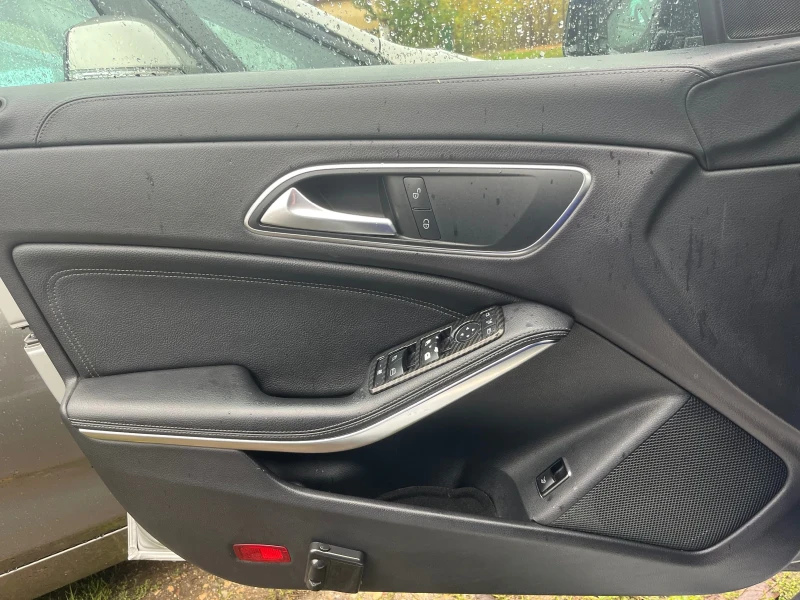 Mercedes-Benz CLA 220 CLA 220 AMG, снимка 8 - Автомобили и джипове - 52199307