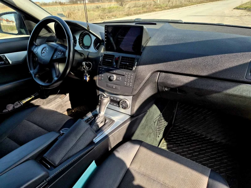 Mercedes-Benz C 200, снимка 7 - Автомобили и джипове - 53403098