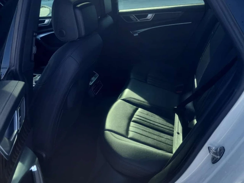 Audi A7 TECHNIK * MATRIX * ОБДУХВАНЕ* ПАНОРАМА* 360 КАМЕРИ, снимка 8 - Автомобили и джипове - 53524224