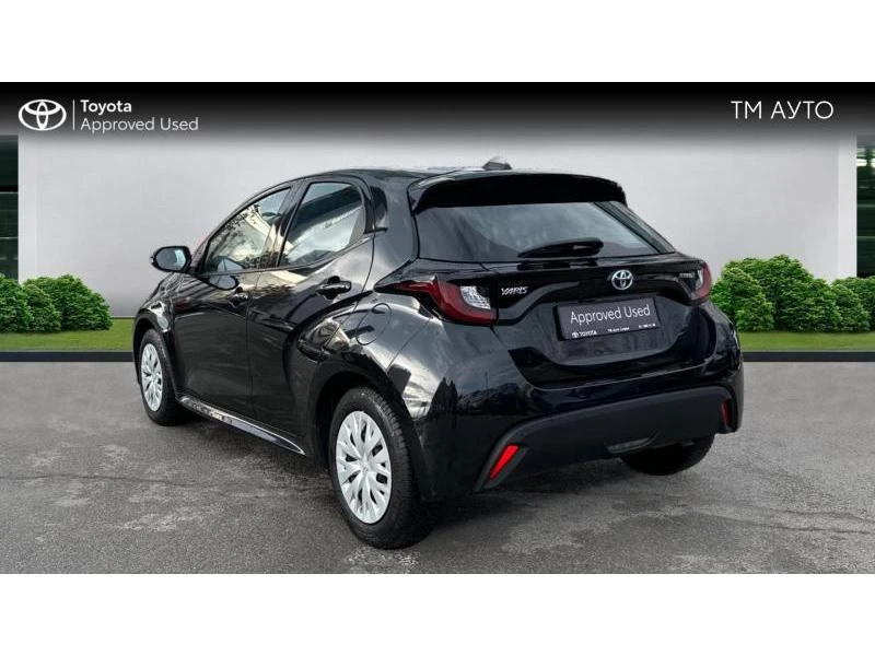 Toyota Yaris 1.5HSD Dynamic, снимка 2 - Автомобили и джипове - 48586459