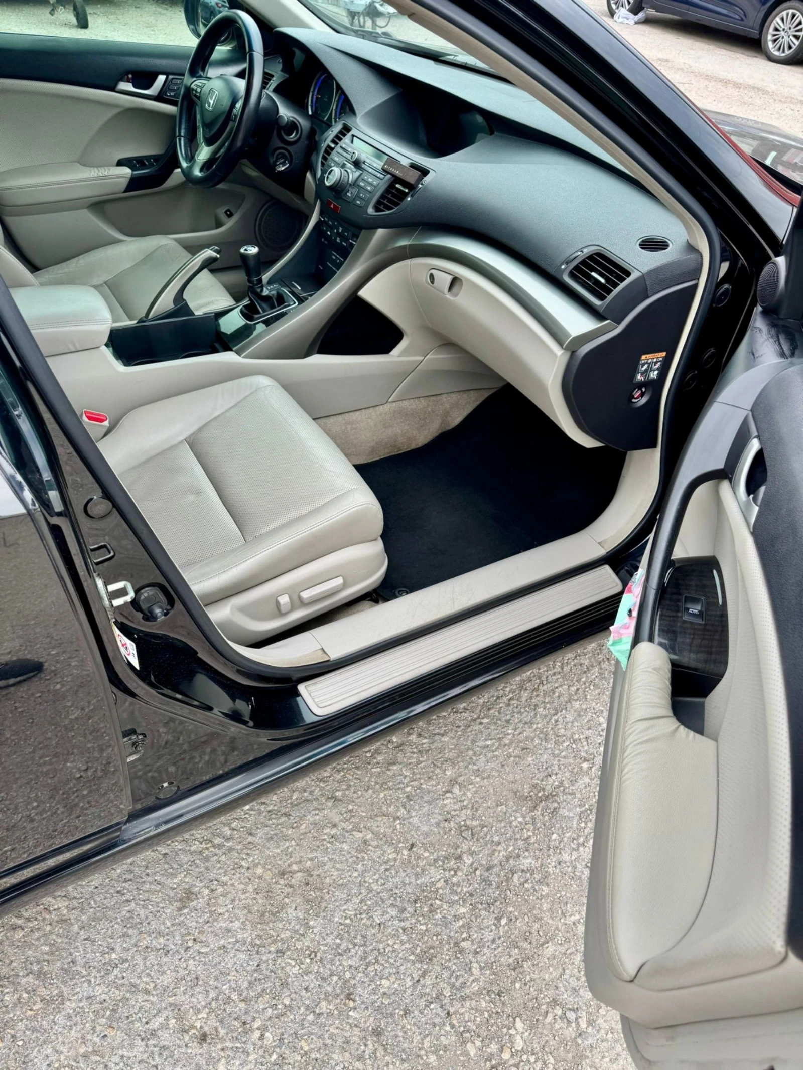 Honda Accord 2.2 i-Dtec, 150к.с., DISTRONIC, FULL  - изображение 10