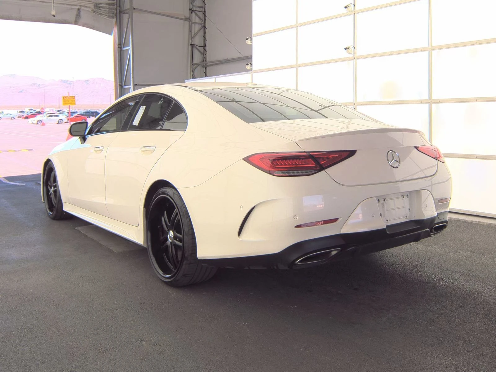 Mercedes-Benz CLS 450 AMG* Масаж* BURMESTER* Park Assist* 360* DESIGNO*  - изображение 6