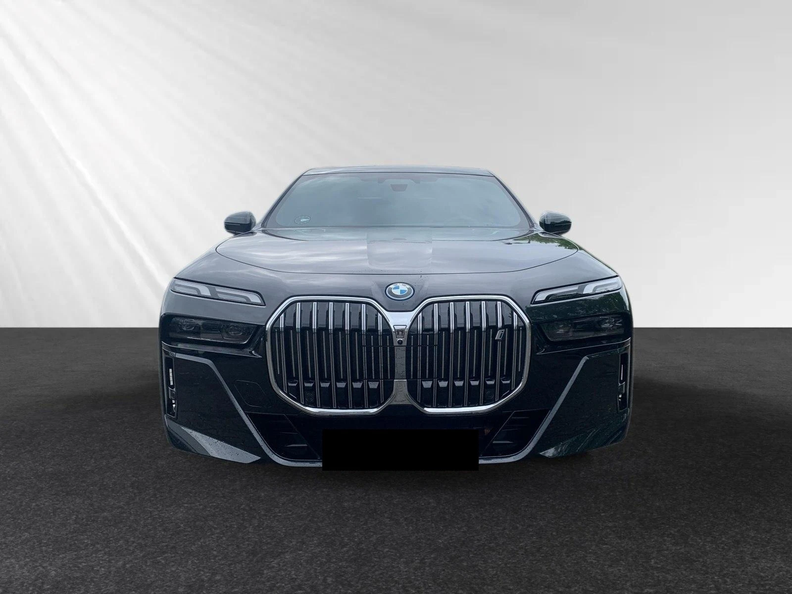 BMW i7 eDRIVE50 M-SPORT PAKET HEAD UP PANO B&W - изображение 2