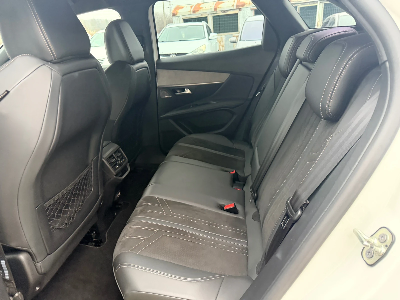 Peugeot 3008 GT-Pack 2.0 e-HDi 180 EAT8* Navi* FULL* UNIKAT*  - изображение 7