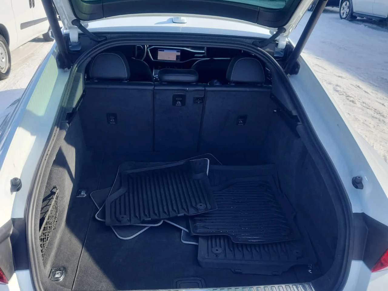 Audi A7 TECHNIK * MATRIX * ОБДУХВАНЕ* ПАНОРАМА* 360 КАМЕРИ - изображение 10