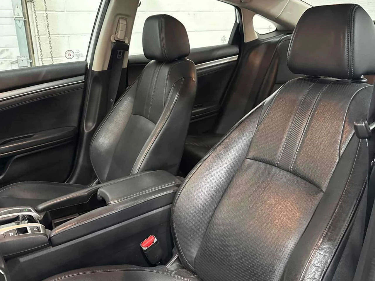 Honda Civic * Touring * 2 КЛЮЧА* PANO* ПОДГРЕВ* KEYLESS* , снимка 11 - Автомобили и джипове - 54403791