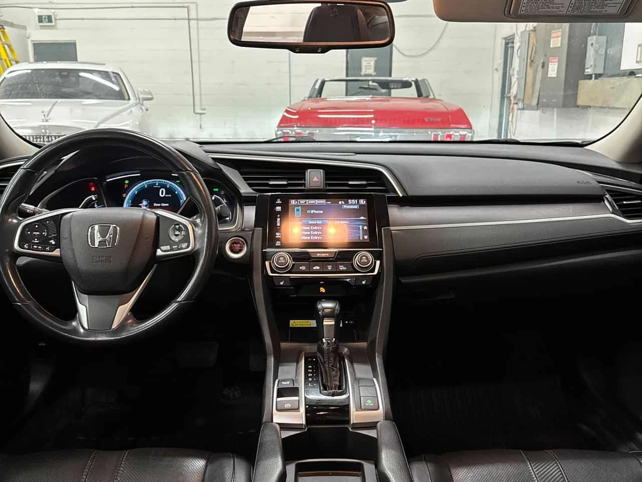 Honda Civic * Touring * 2 КЛЮЧА* PANO* ПОДГРЕВ* KEYLESS* , снимка 9 - Автомобили и джипове - 54403791