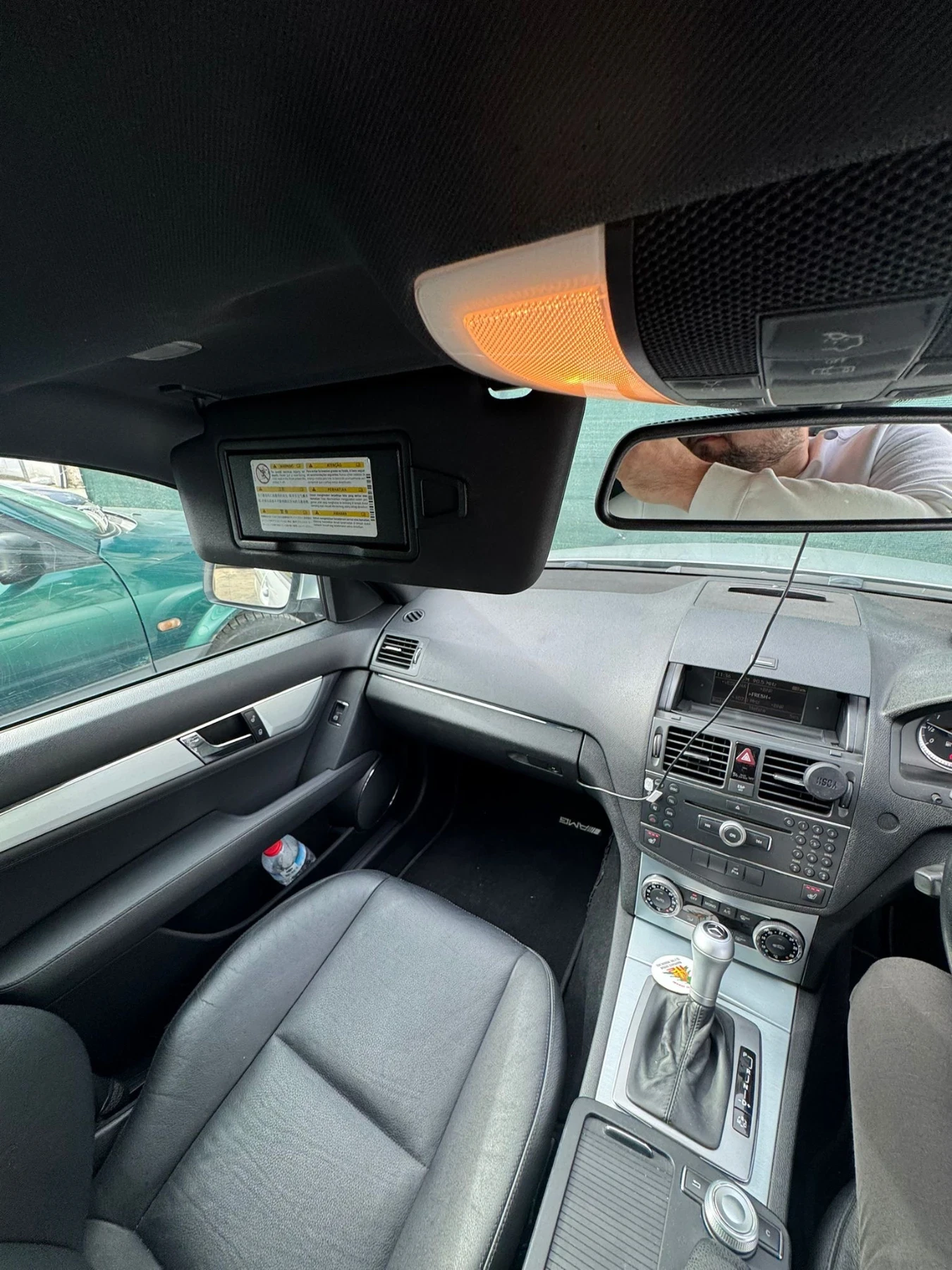 Mercedes-Benz C 200, снимка 13 - Автомобили и джипове - 54576644