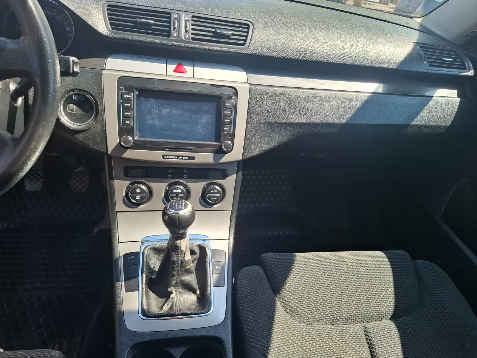 VW Passat, снимка 13 - Автомобили и джипове - 54666894