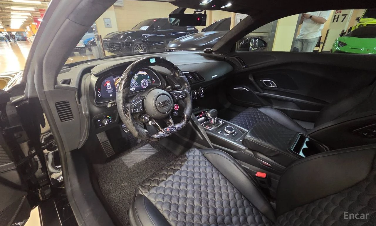 Audi R8 Bang & Olufsen* Virtual Cockpit Plus* , снимка 6 - Автомобили и джипове - 54741062