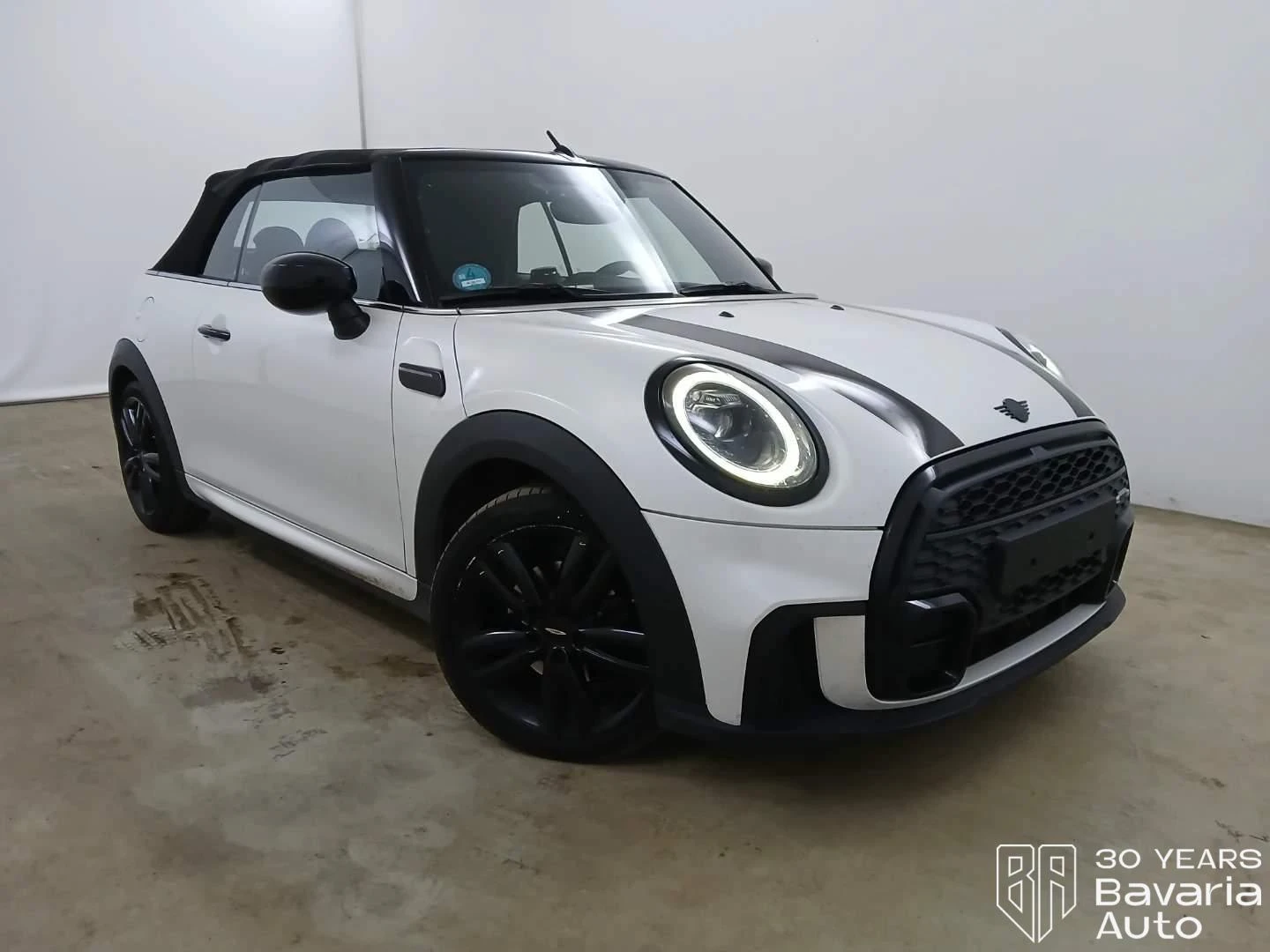 Mini Cooper 1, 5 Cabrio John Cooper Works Trim Steptronic, снимка 4 - Автомобили и джипове - 54836634