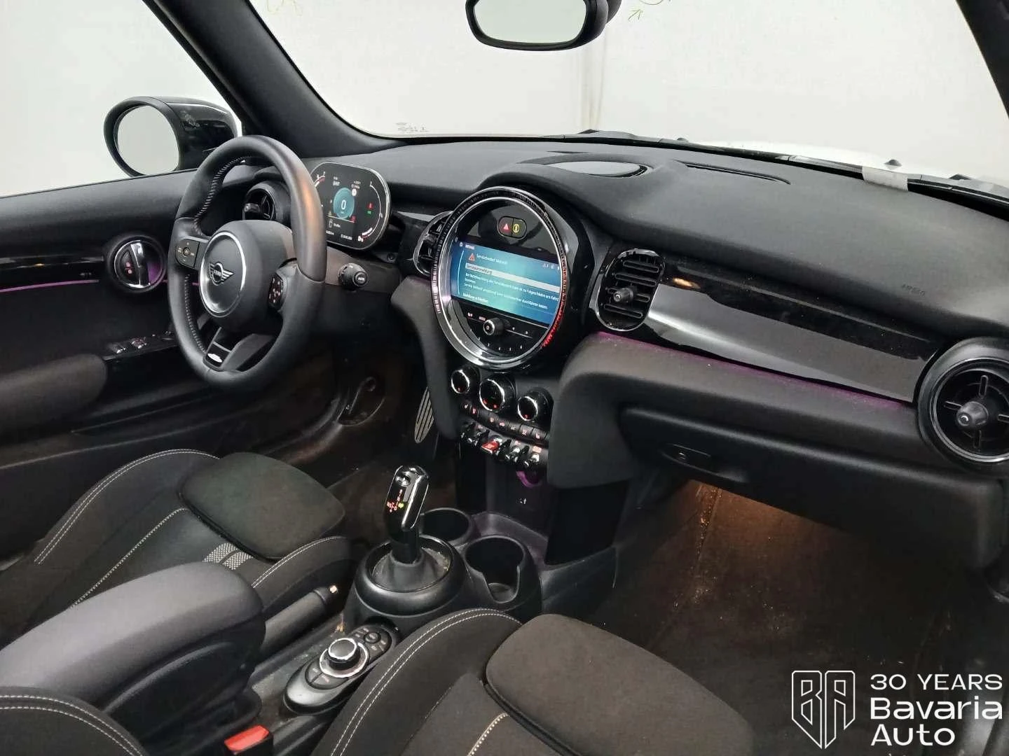 Mini Cooper 1, 5 Cabrio John Cooper Works Trim Steptronic, снимка 7 - Автомобили и джипове - 54836634