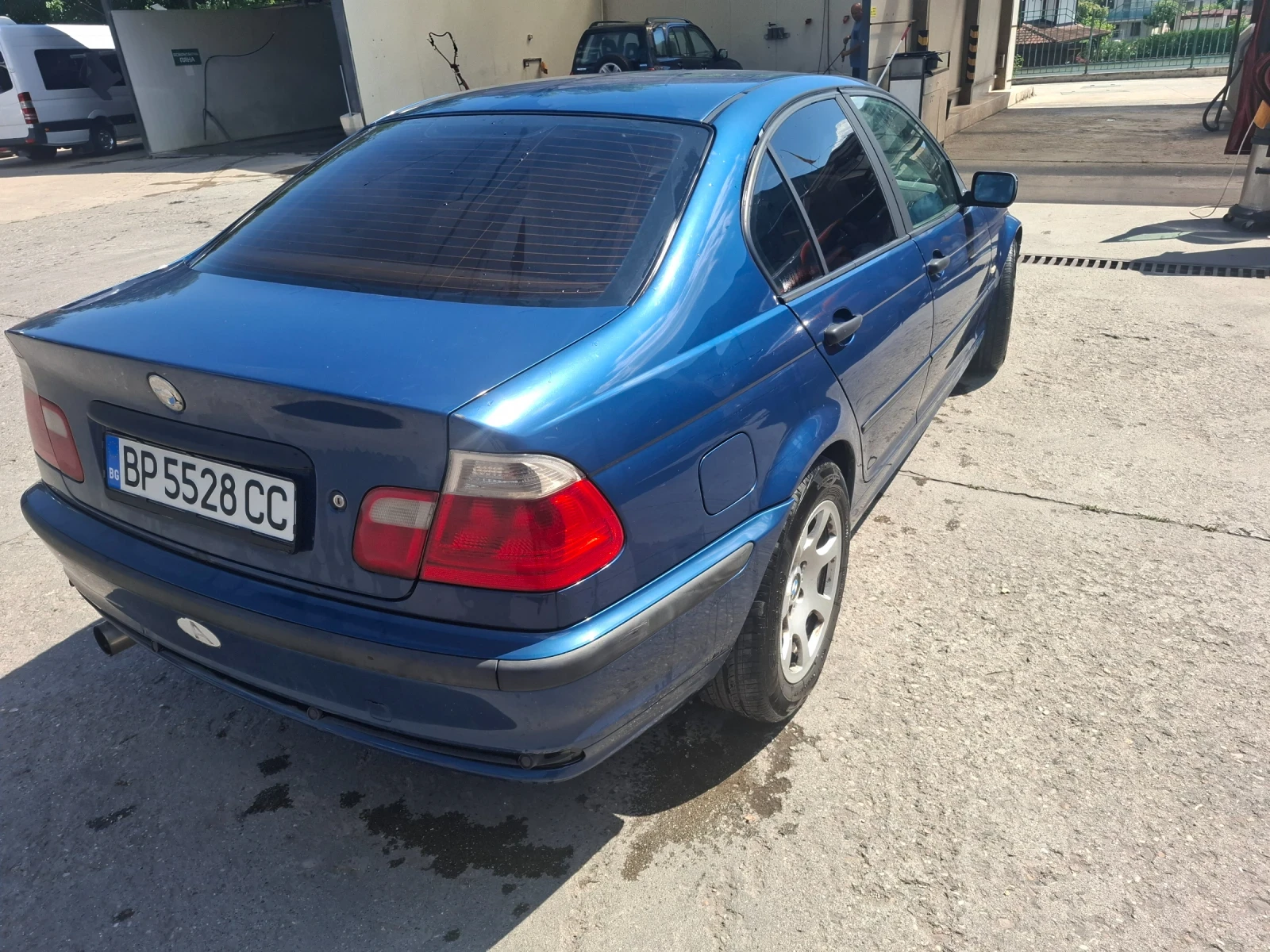 BMW 318, снимка 3 - Автомобили и джипове - 54842293