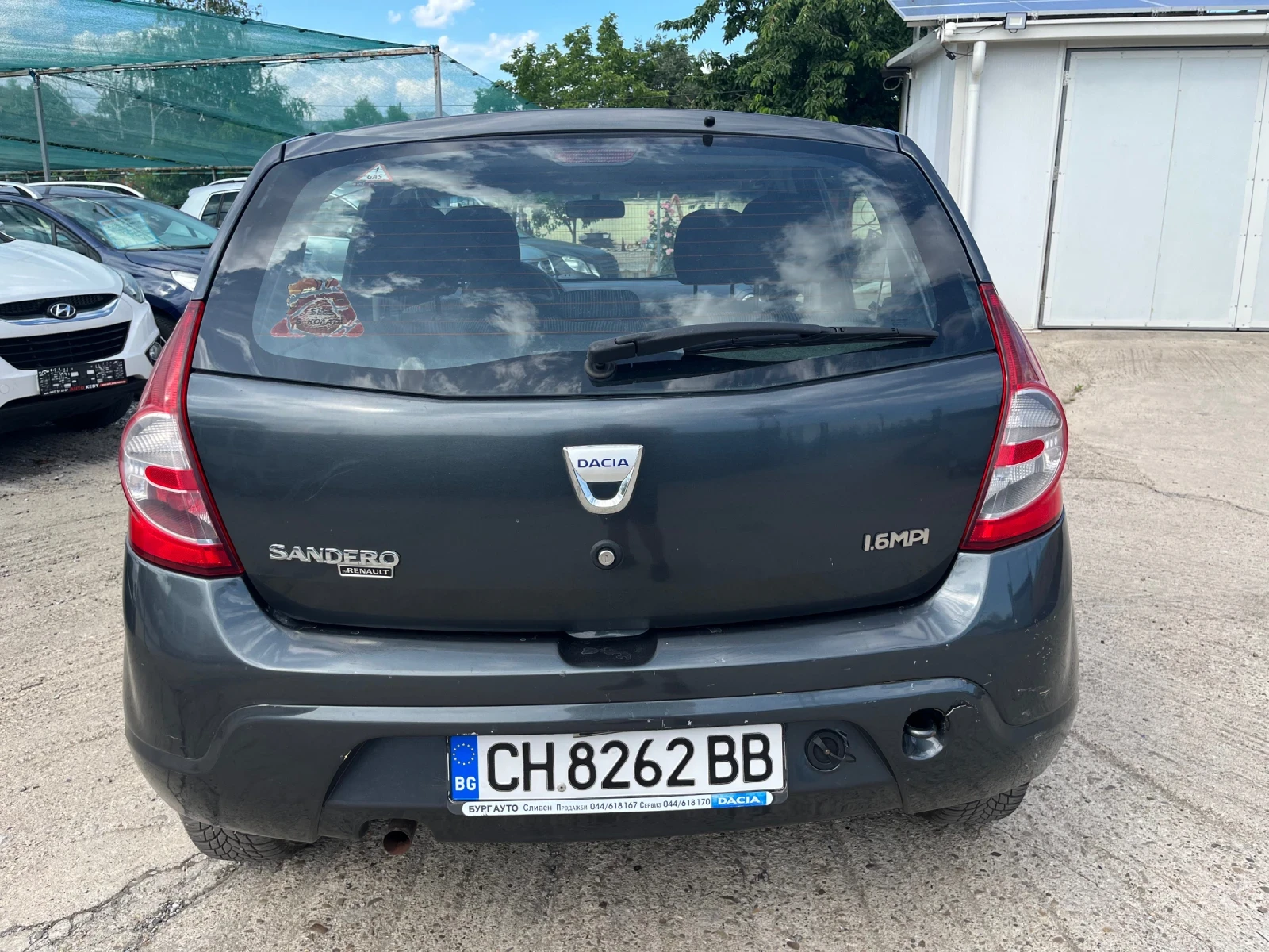 Dacia Sandero 1.6i GAS, снимка 6 - Автомобили и джипове - 55014561