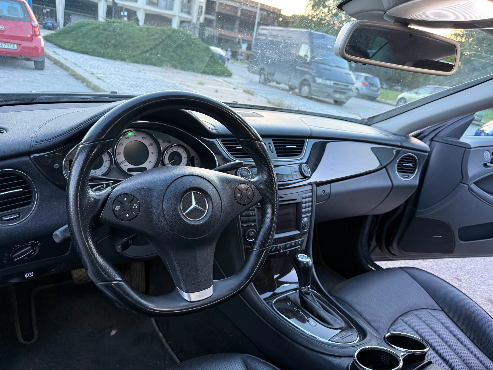 Mercedes-Benz CLS 500, снимка 9 - Автомобили и джипове - 55326367
