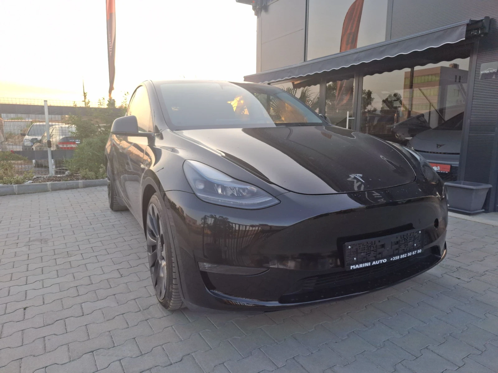 Tesla Model Y Performance * * AWD * * LongRange , снимка 10 - Автомобили и джипове - 55436382