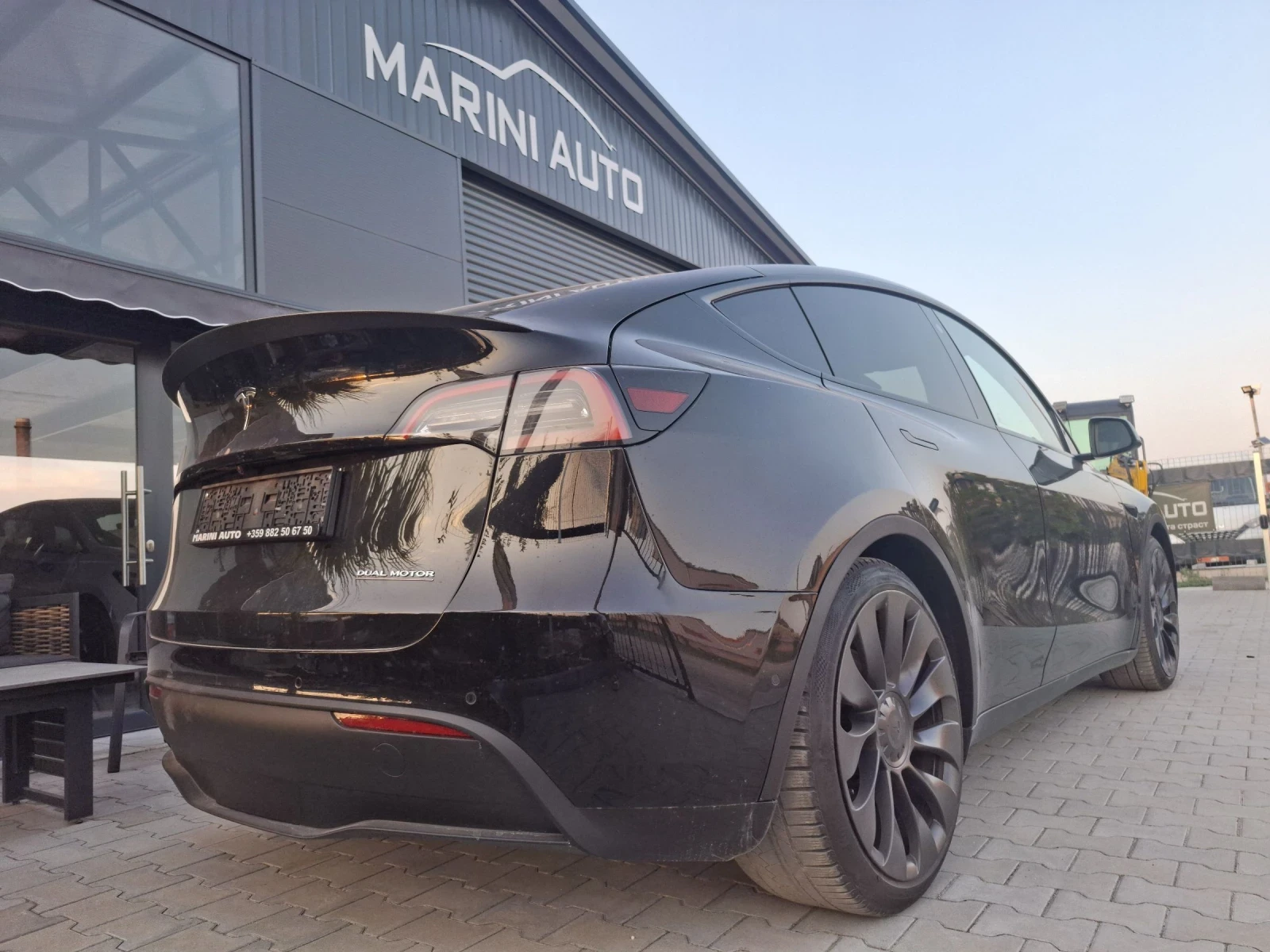 Tesla Model Y Performance * * AWD * * LongRange , снимка 6 - Автомобили и джипове - 55436382