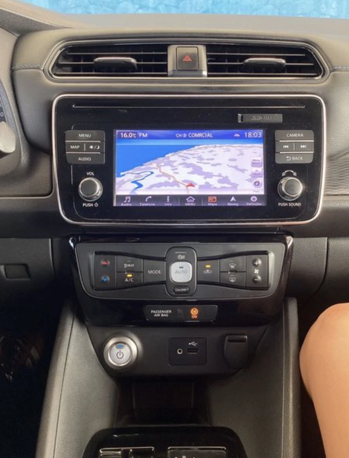 Nissan Leaf  Electric drive  150ks.ZE1 , снимка 12 - Автомобили и джипове - 55495139