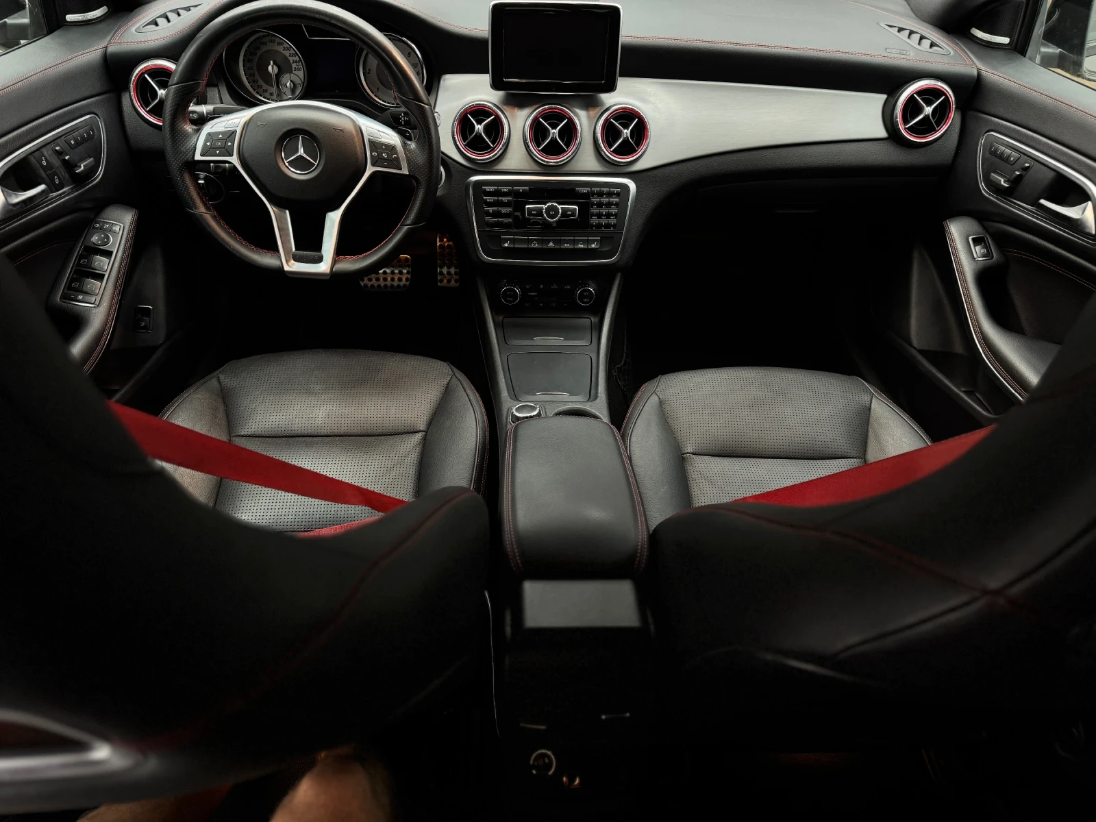 Mercedes-Benz CLA 220 AMG/ PANORAMA/FULL, снимка 9 - Автомобили и джипове - 55890019
