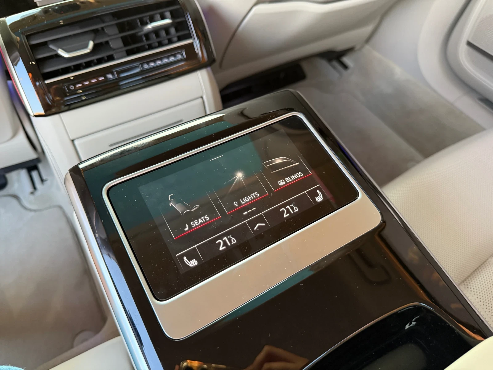 Audi A8 60 TFSI V8 , снимка 10 - Автомобили и джипове - 56006093