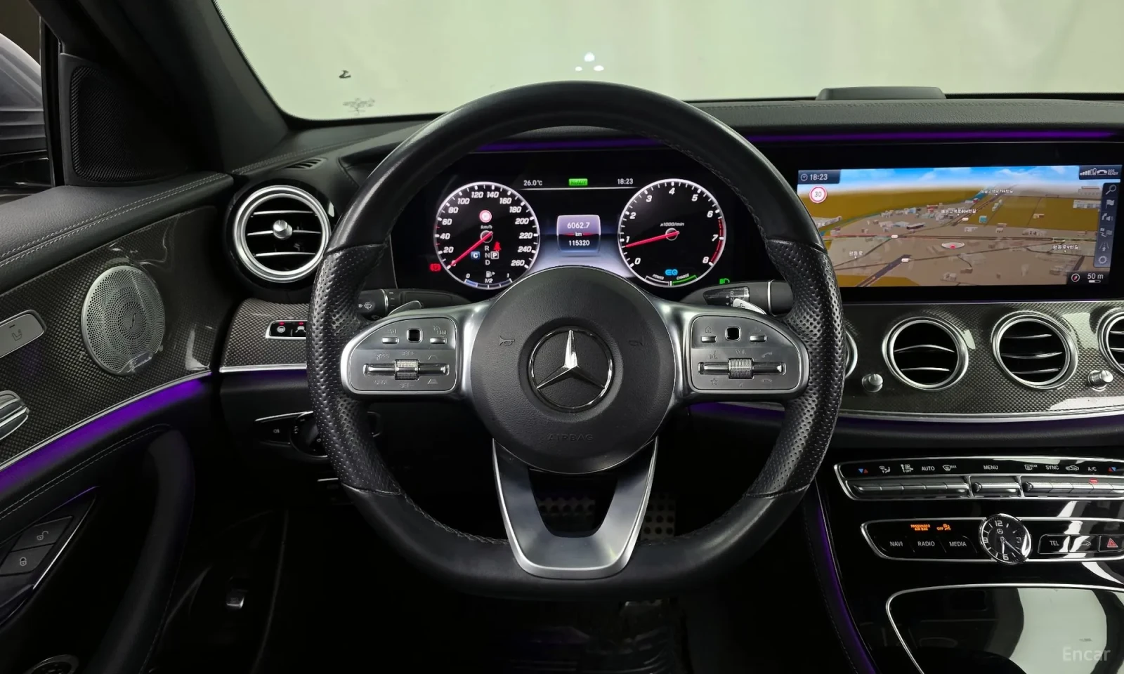Mercedes-Benz E 350 4X4\AMG LINE\Burmester, снимка 13 - Автомобили и джипове - 56185363