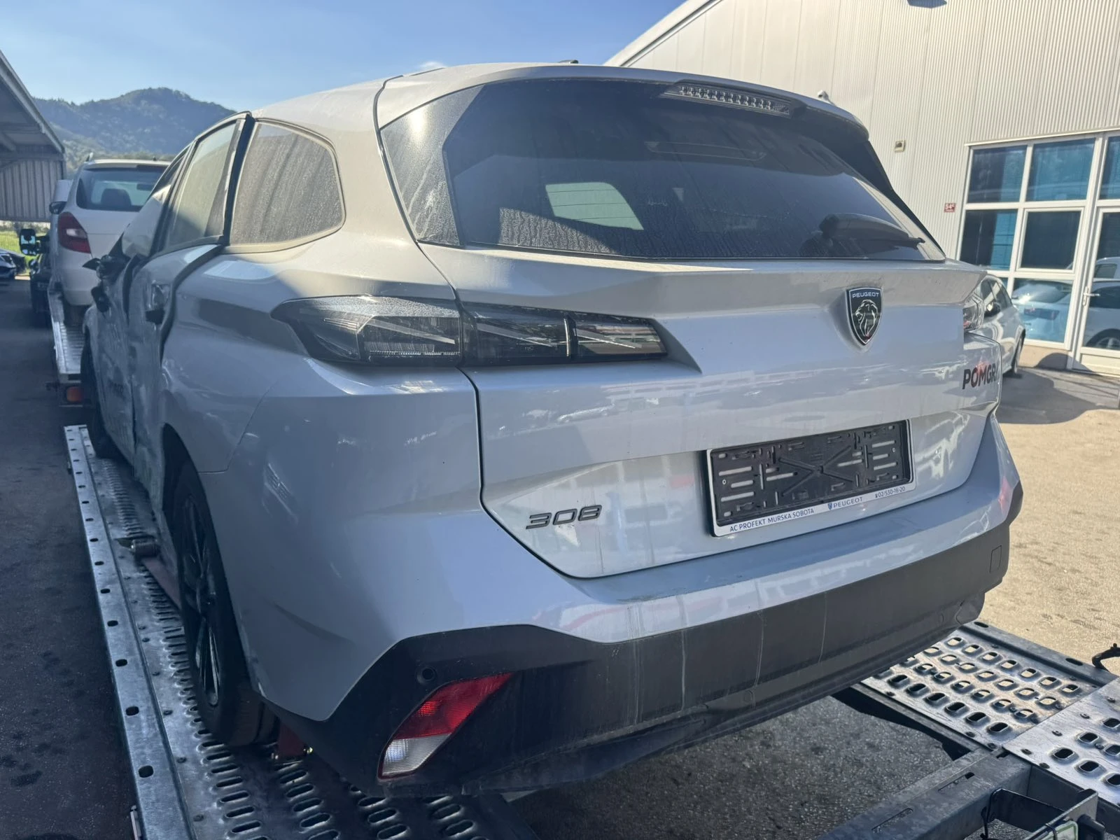 Peugeot 308 1.5D 11000km, снимка 4 - Автомобили и джипове - 56295854