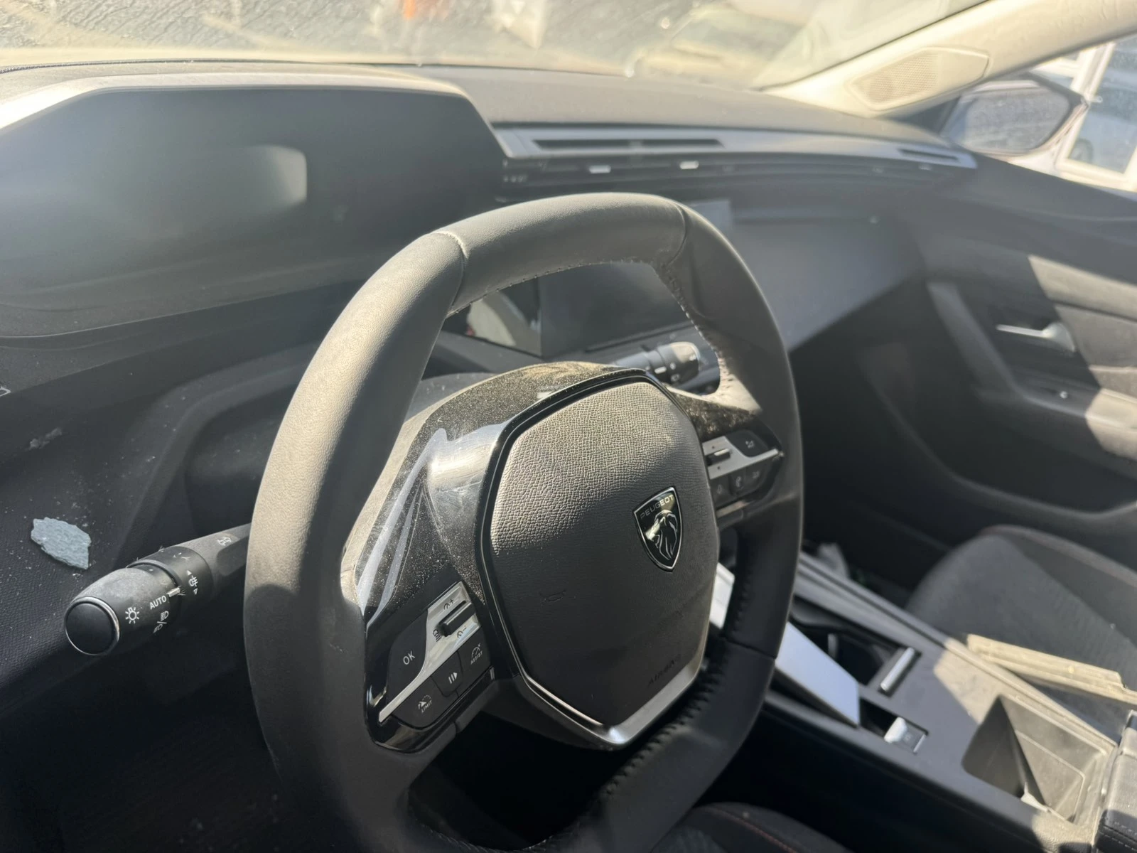 Peugeot 308 1.5D 11000km, снимка 8 - Автомобили и джипове - 56295854