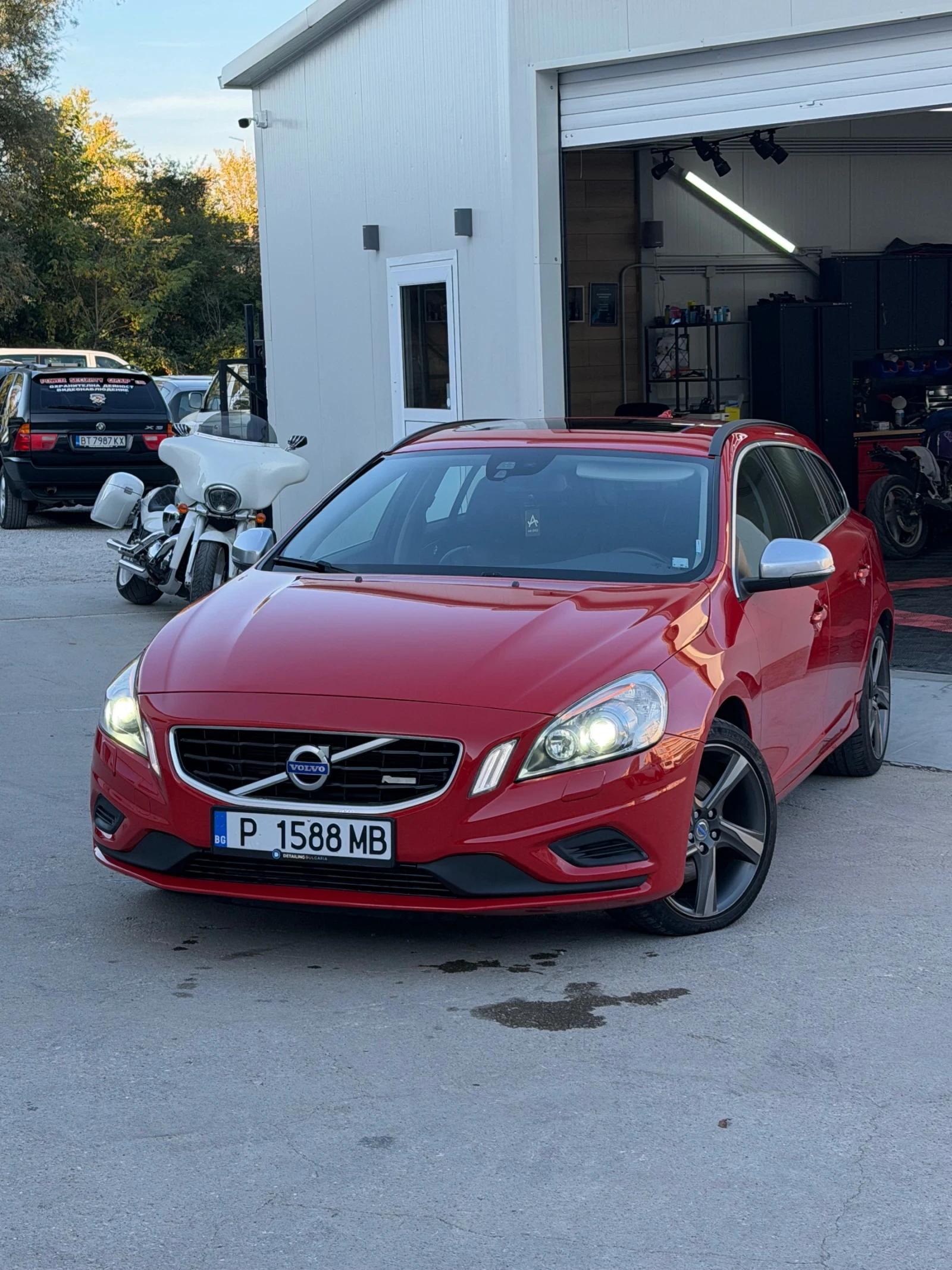 Volvo V60 2.4 D5 R Design
