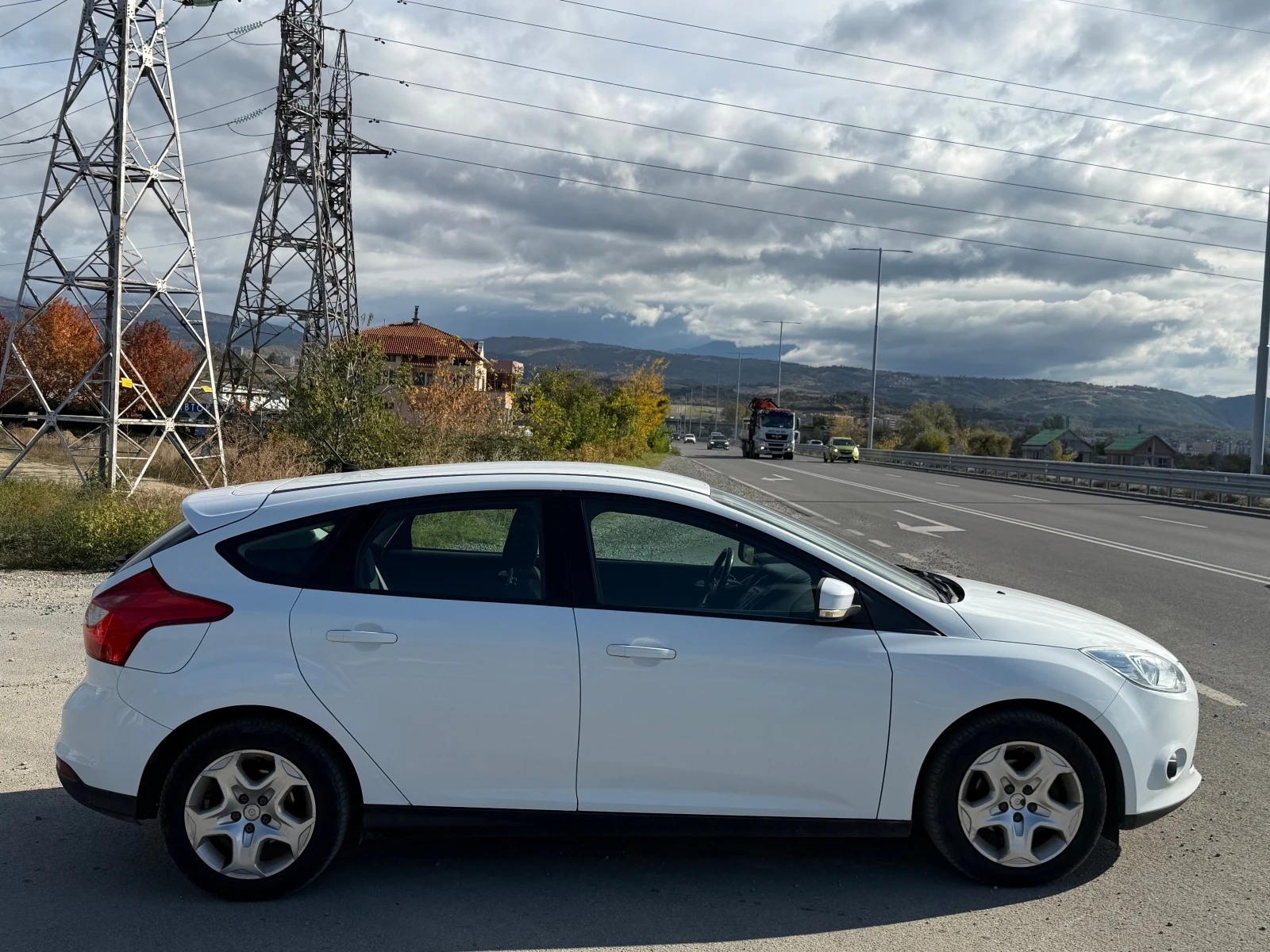Ford Focus 1.6 GAZ, снимка 4 - Автомобили и джипове - 56718056
