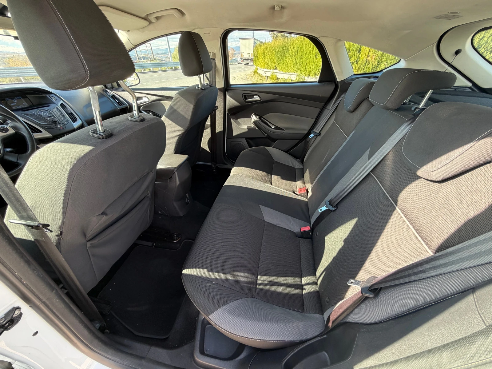 Ford Focus 1.6 GAZ, снимка 11 - Автомобили и джипове - 56718056