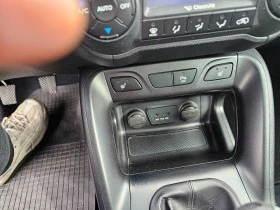 Hyundai IX35 1.7crdi PANORAMA, снимка 12