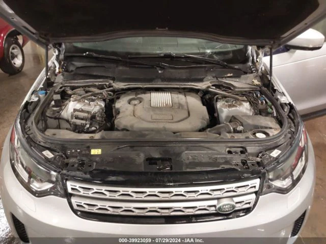 Land Rover Discovery HSE, снимка 14 - Автомобили и джипове - 47400638