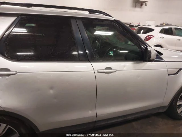 Land Rover Discovery HSE, снимка 6 - Автомобили и джипове - 47400638