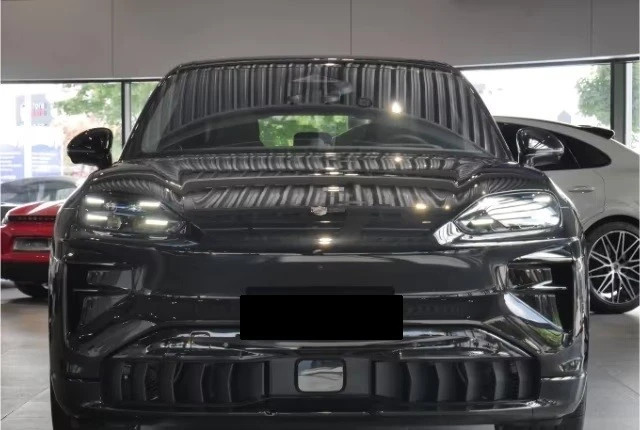 Porsche Cayenne TURBO ELECTRIC / HEAD UP / PANO / BOSE / 360 / , снимка 2 - Автомобили и джипове - 54912805